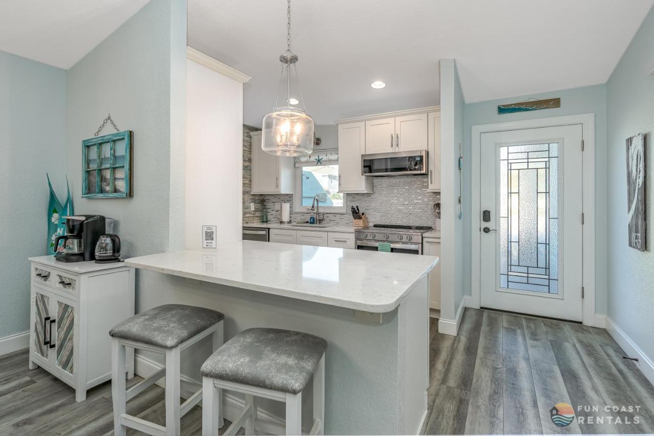 Dog Friendly Home Wprivate Fenced Yard, Garage & Fire Pit Steps To The Beach! New Smyrna Beach Zewnętrze zdjęcie
