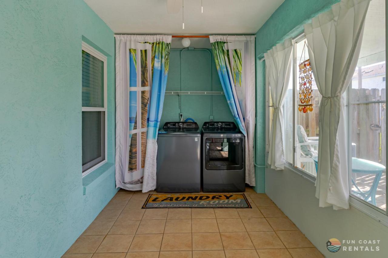 Dog Friendly Home Wprivate Fenced Yard, Garage & Fire Pit Steps To The Beach! New Smyrna Beach Zewnętrze zdjęcie